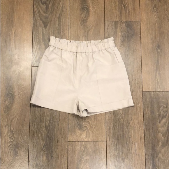 Aritzia Wilfred Free Jessica Short Size M - Picture 5 of 10